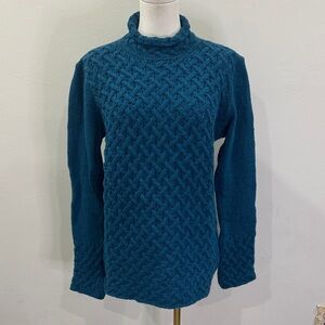 Ireland’s Eye Vintage Cashmere Cable Knit Sweater – Size M